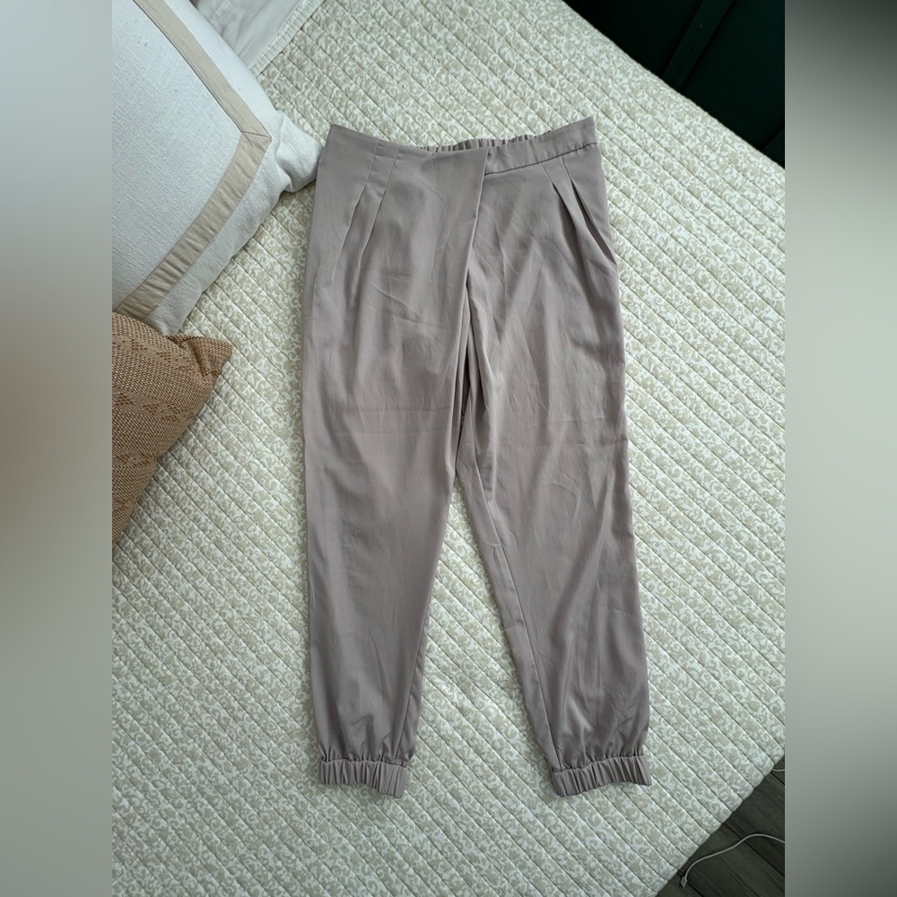 Topshop Silky Formal Joggers | Tulip Pleated Cinched Ankle | Oat Beige | Size 8 - Picture 4 of 15